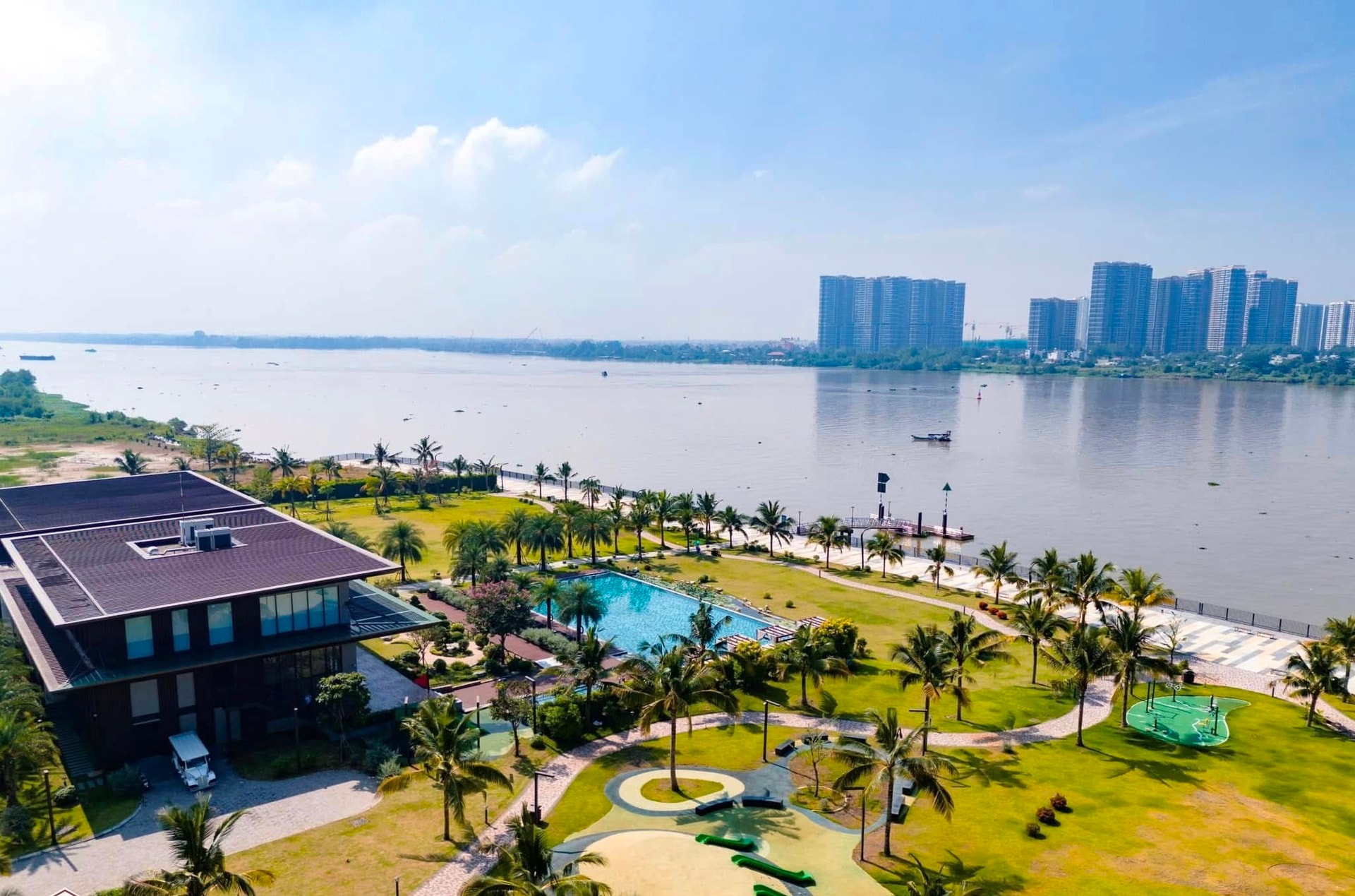 Bất động sản Bến Lức, Biên Hoà, Dĩ An... liên tục gọi tên người mua nhà, lộ lý do bất ngờ khu ven Tp.HCM lật thế cờ vào thời điểm cận Tết