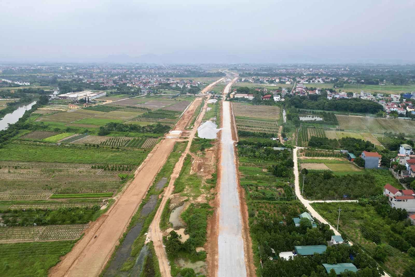 Bất động sản quanh vành đai 4 lại nổi sóng