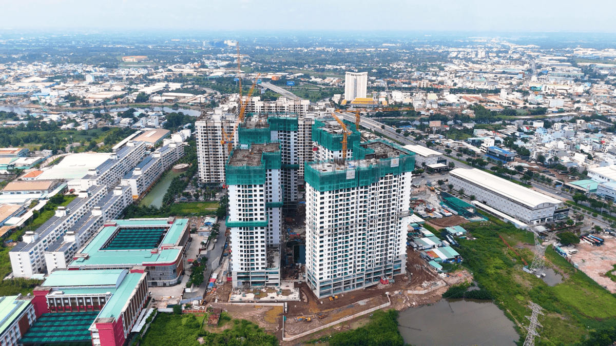 Bộ Xây dựng: Giá chung cư tăng cao do nguồn cung khan hiếm