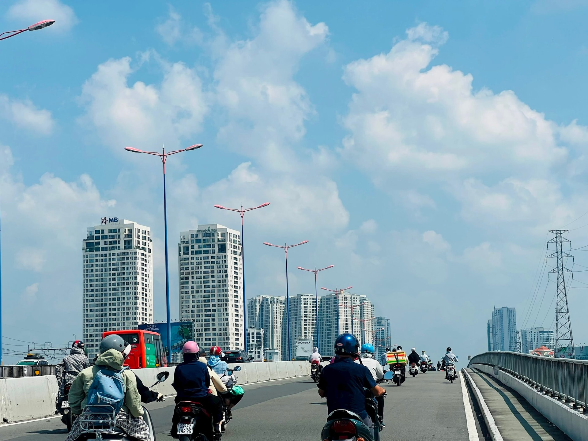 Cơ hội nào cho bất động sản đô thị vệ tinh TP HCM năm 2025?