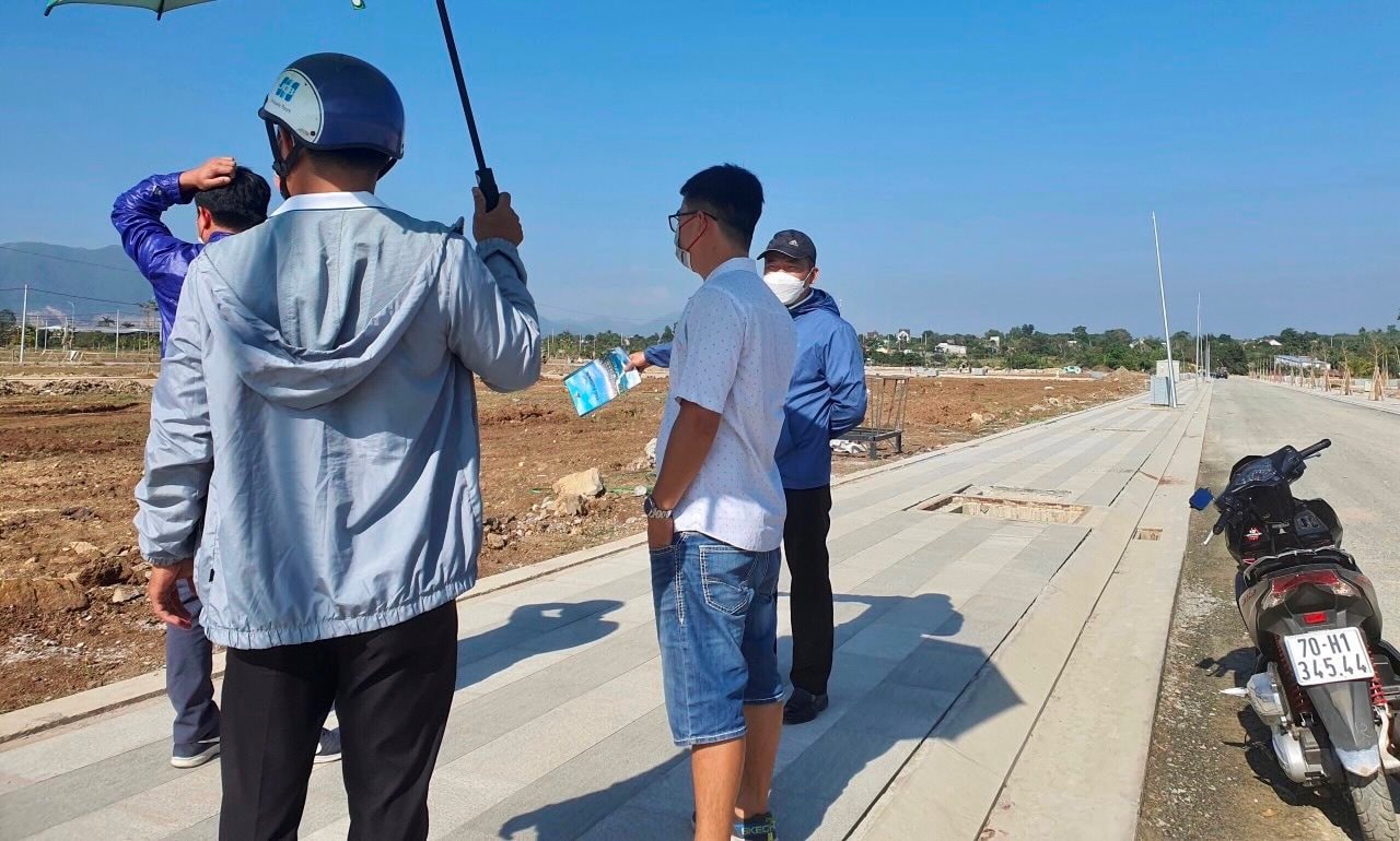 Đất Củ Chi, Hóc Môn, Cần Giờ diễn biến lạ cuối năm