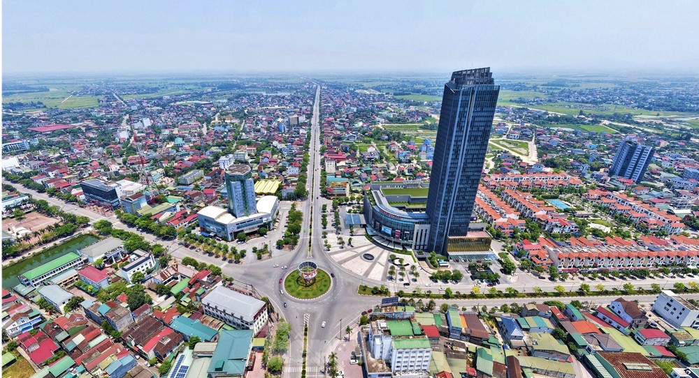 Hà Tĩnh mở rộng thành phố ra phía biển, giải thể một số cơ quan sau sáp nhập