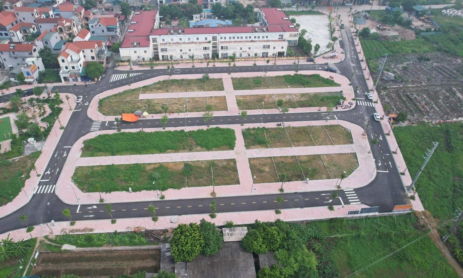 Mạnh tay dẹp nạn đầu cơ thổi giá đất
