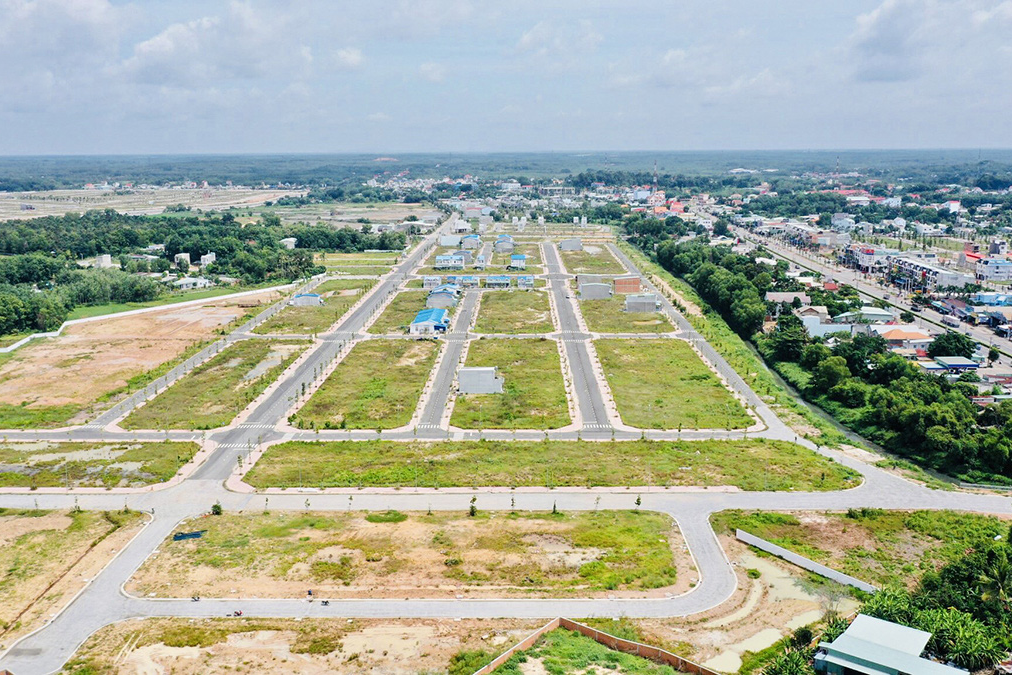 Nhà đầu tư âm thầm gom mua đất nền ven đô, đón Luật Đất đai có hiệu lực