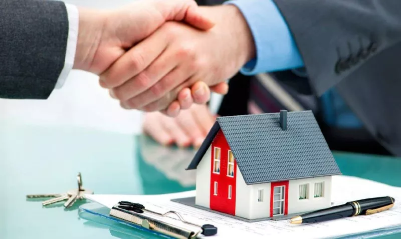 Cho phép bán nhà đang thế chấp có thể đẩy rủi ro về người mua