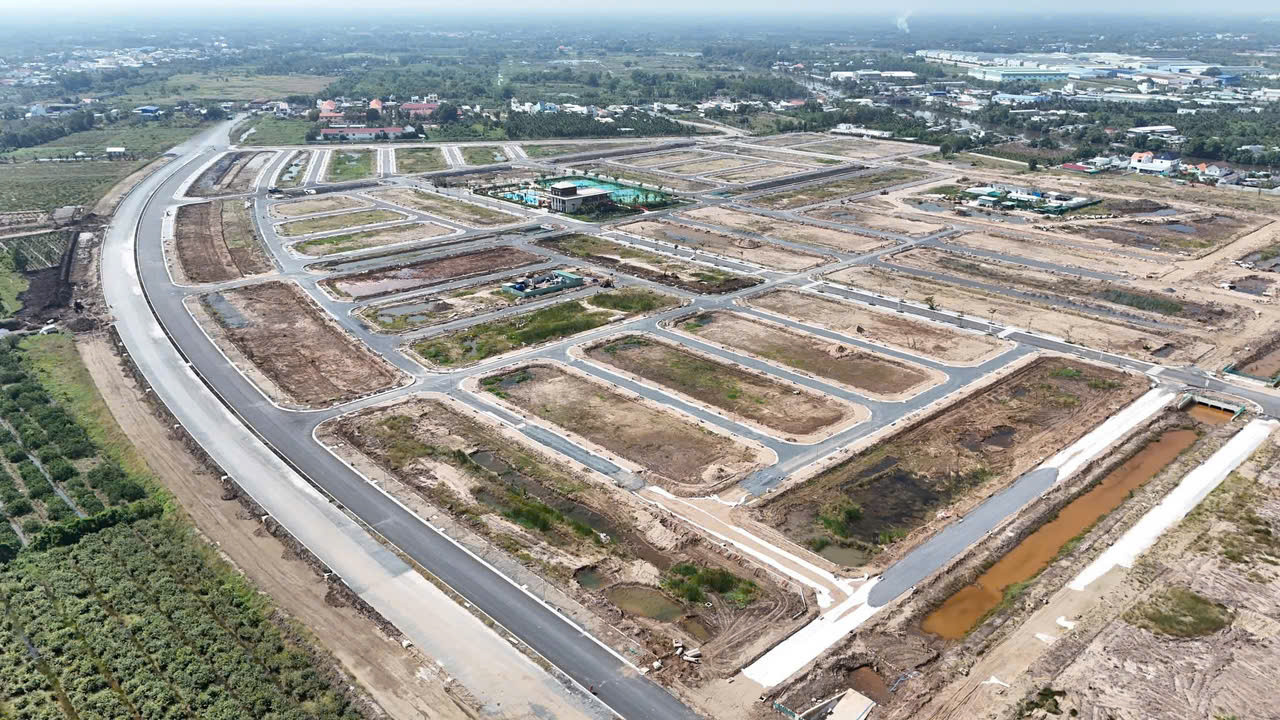 Đất nền vùng ven vẫn còn tiềm năng.