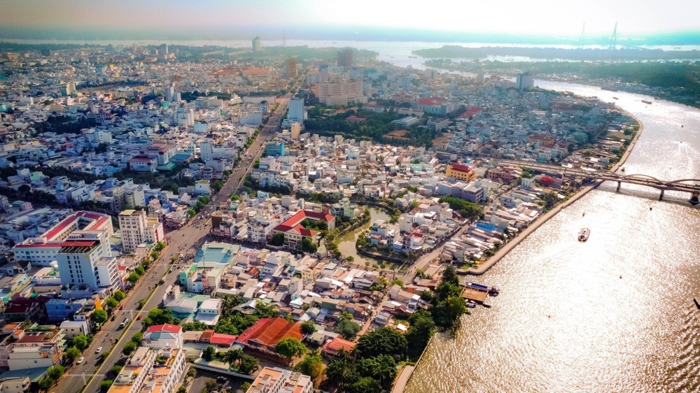 Giá bán căn hộ sơ cấp ở miền Tây tiếp tục neo cao