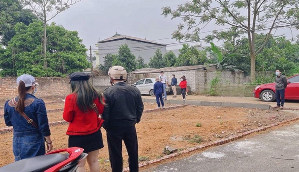 Lý do giá đất nền vùng ven tăng dựng đứng nhưng nhà đầu tư vẫn thận trọng