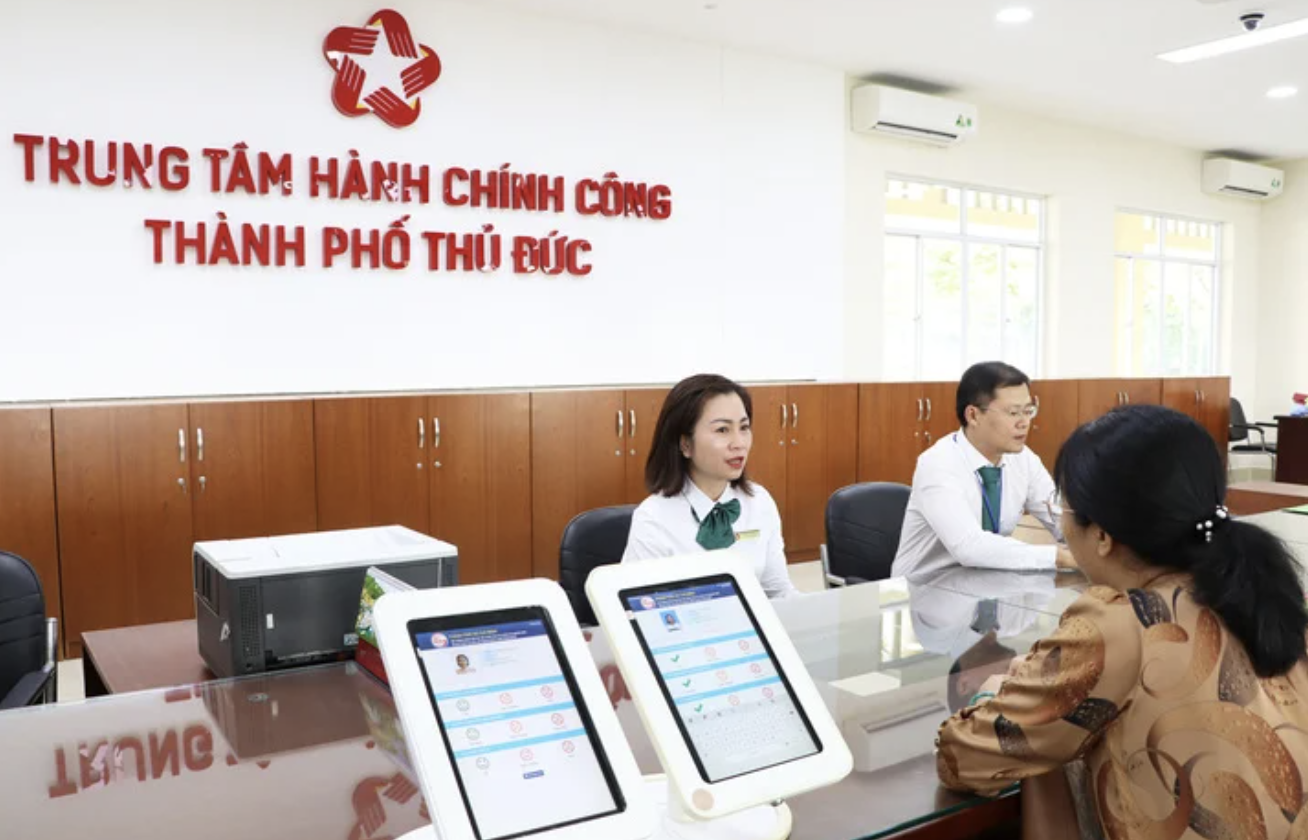 Người dân 12 phường mới ở Thủ Đức cần đến đâu để làm thủ tục giấy tờ?