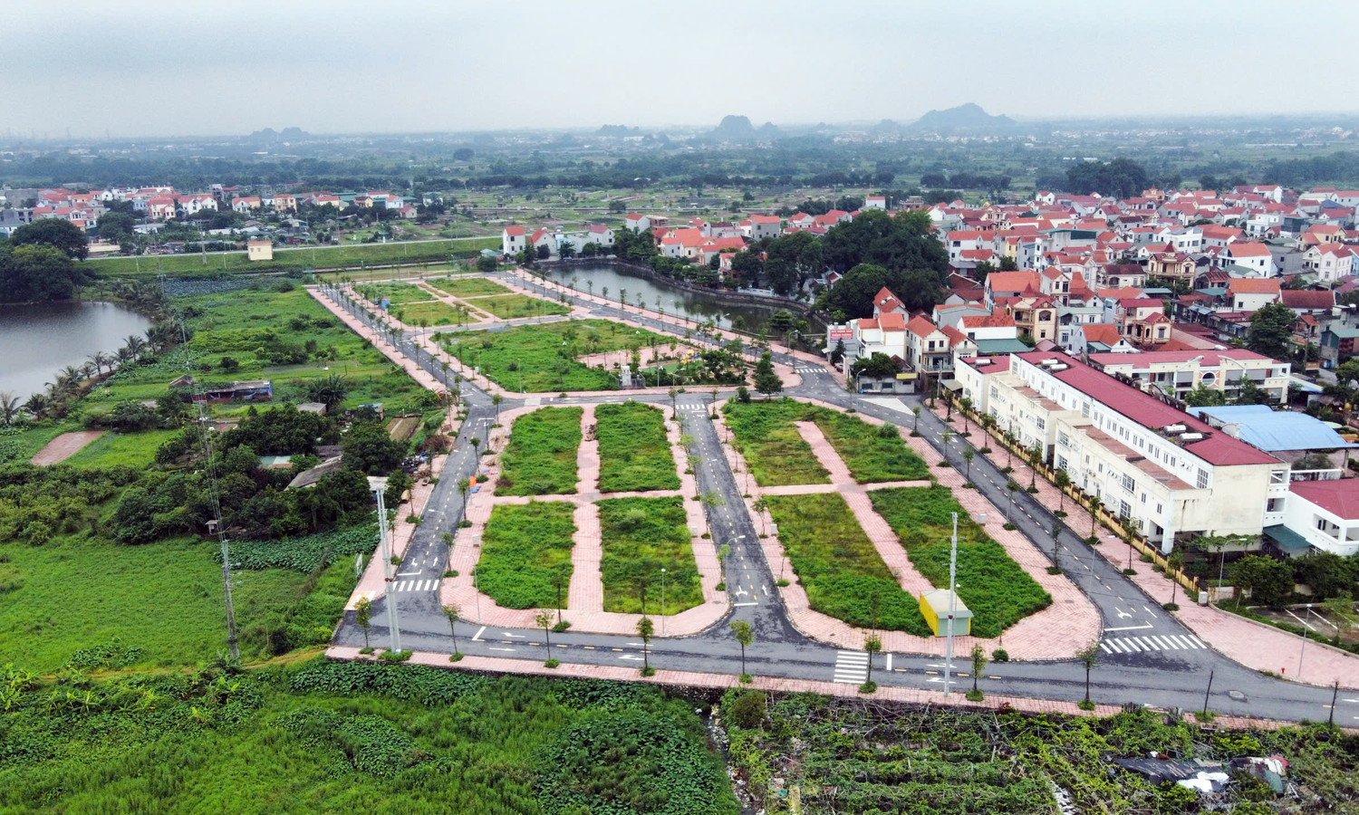 Đề xuất 2 phương án về phân cấp thẩm quyền quản lý đất đai