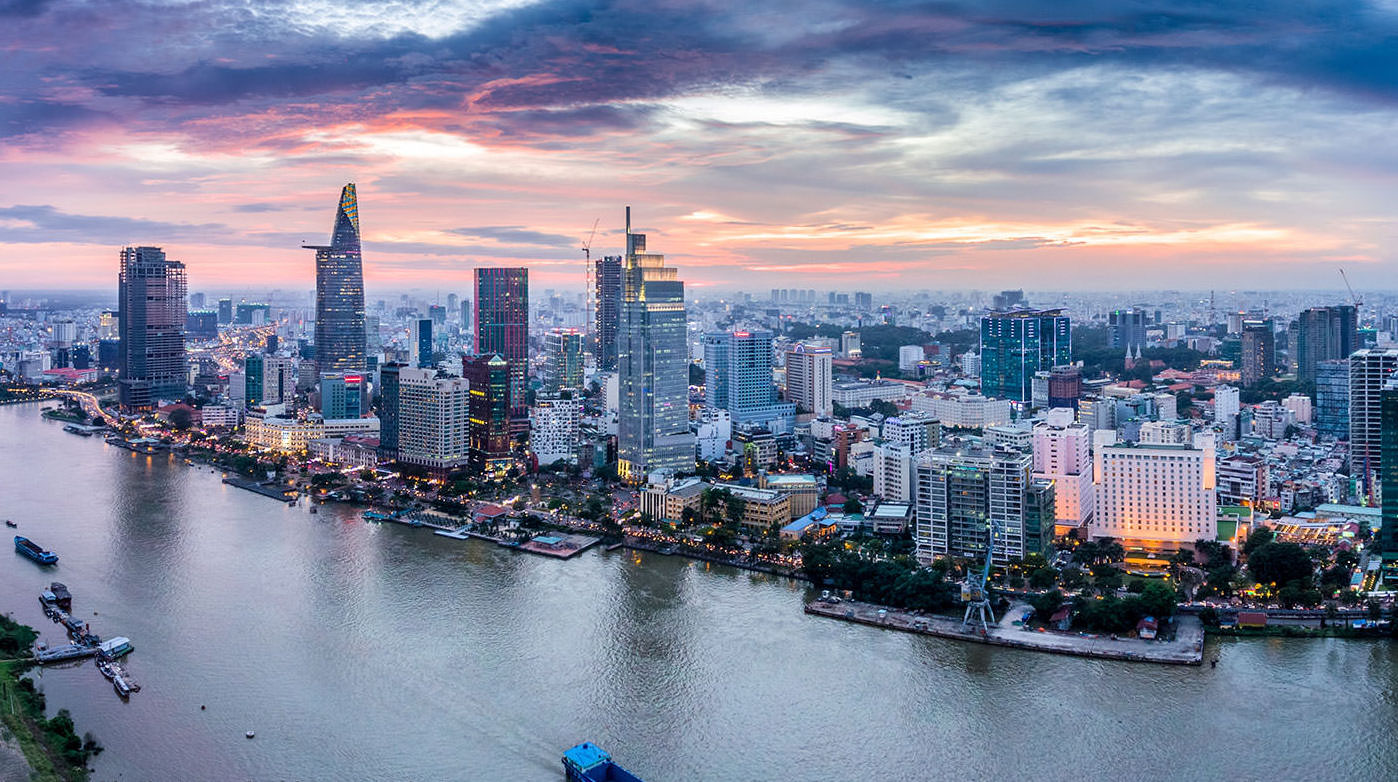 Bất động sản quay về giá trị thực?
