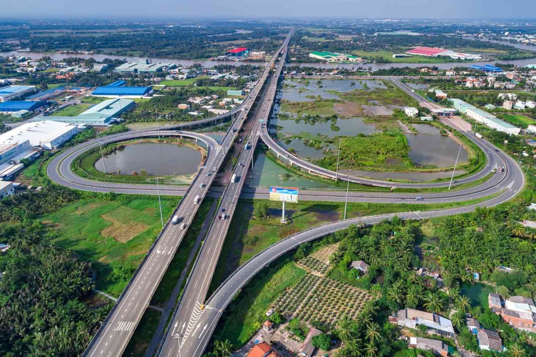 Các dự án hạ tầng tạo động lực phục hồi thị trường bất động sản