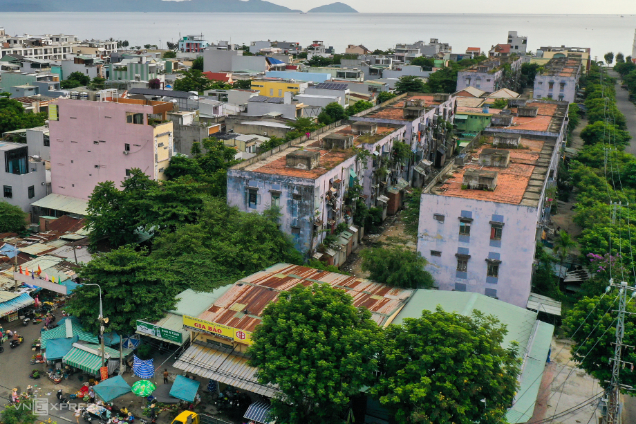 Đà Nẵng giải toả chung cư chờ sập