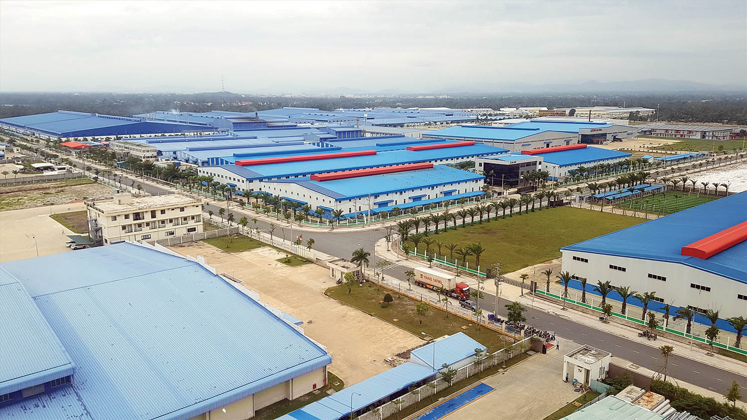 Đại gia địa ốc TP.HCM lấn sân sang làm khu công nghiệp