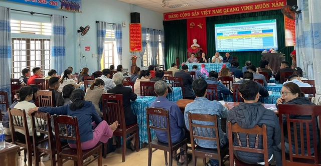 Dân bất động sản há hốc với giá trúng lô đất vùng huyện