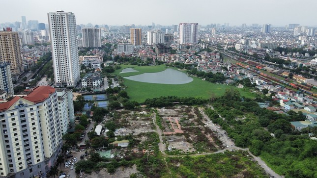 Đất do xã giao không đúng thẩm quyền sau 2014 có được cấp sổ đỏ?