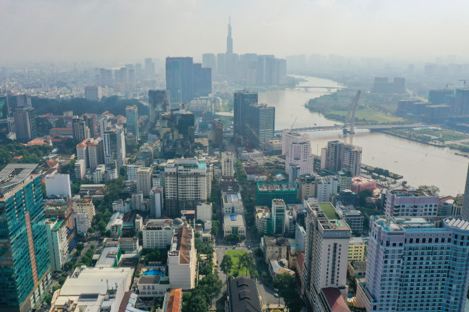 Địa ốc năm 2024 có thể qua vùng đáy nhưng chưa hết khó khăn
