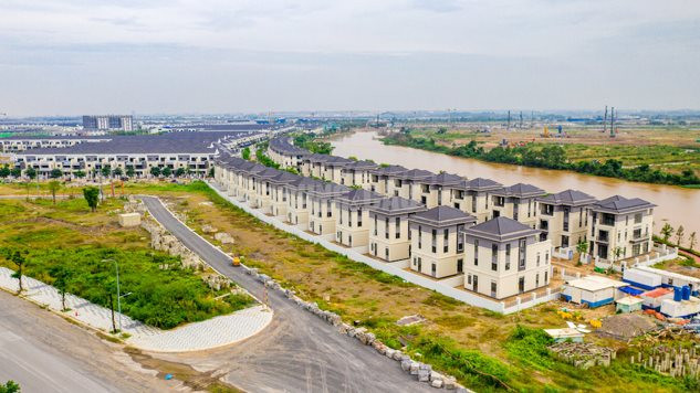 Doanh nghiệp bất động sản vẫn đang khó khăn về vốn