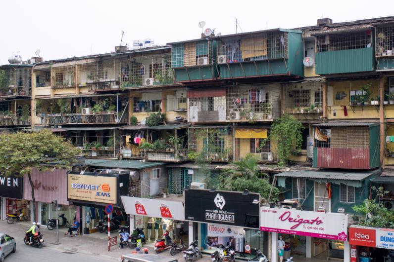 Gần 100 nhà đầu muốn tham gia cải tạo chung cư cũ của Hà Nội