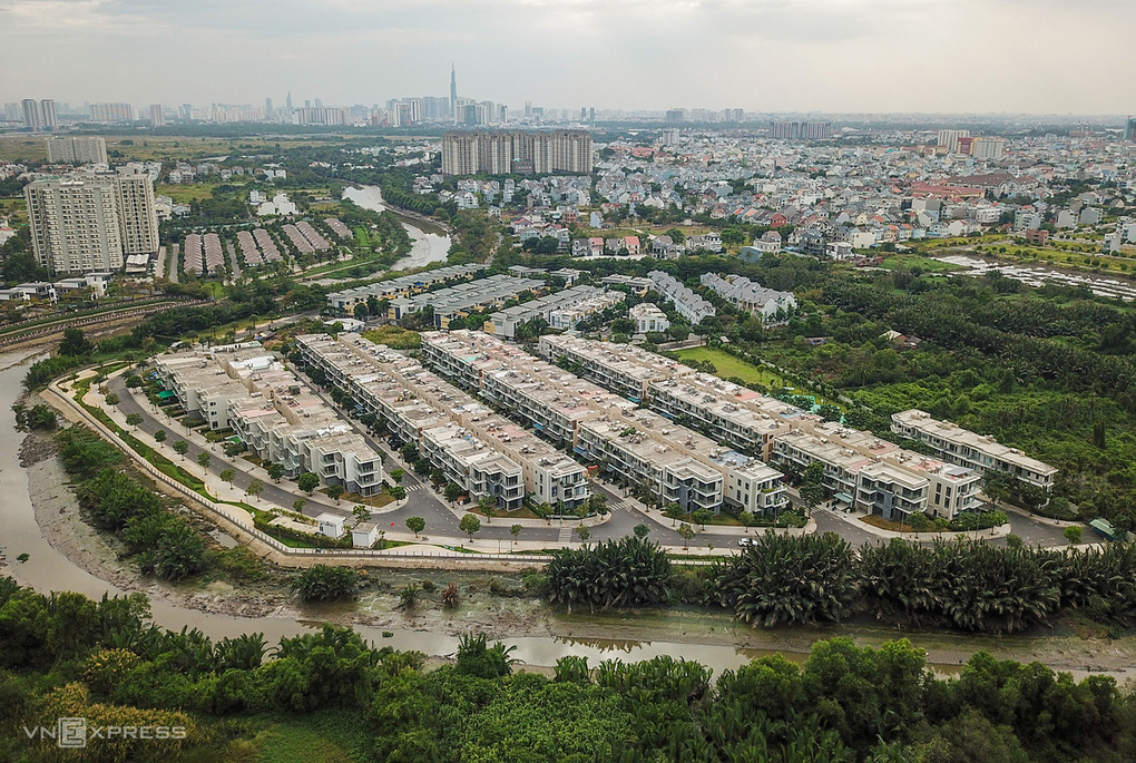 Giá nhà liền thổ tăng gần 15%
