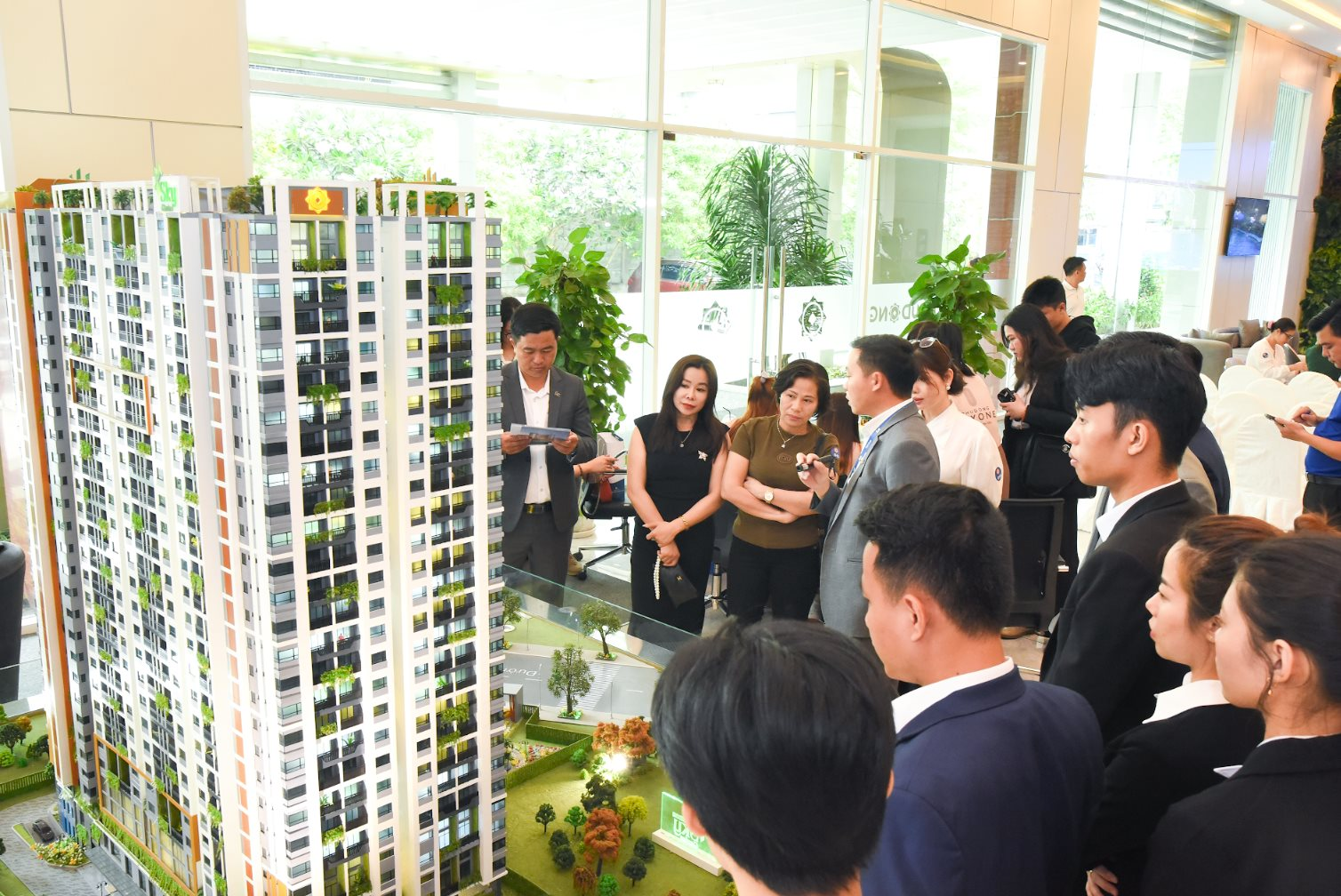 Giữa mùa hạn hán nguồn cung, tìm mua nhà giá mềm ở đâu tại thị trường phía Nam?