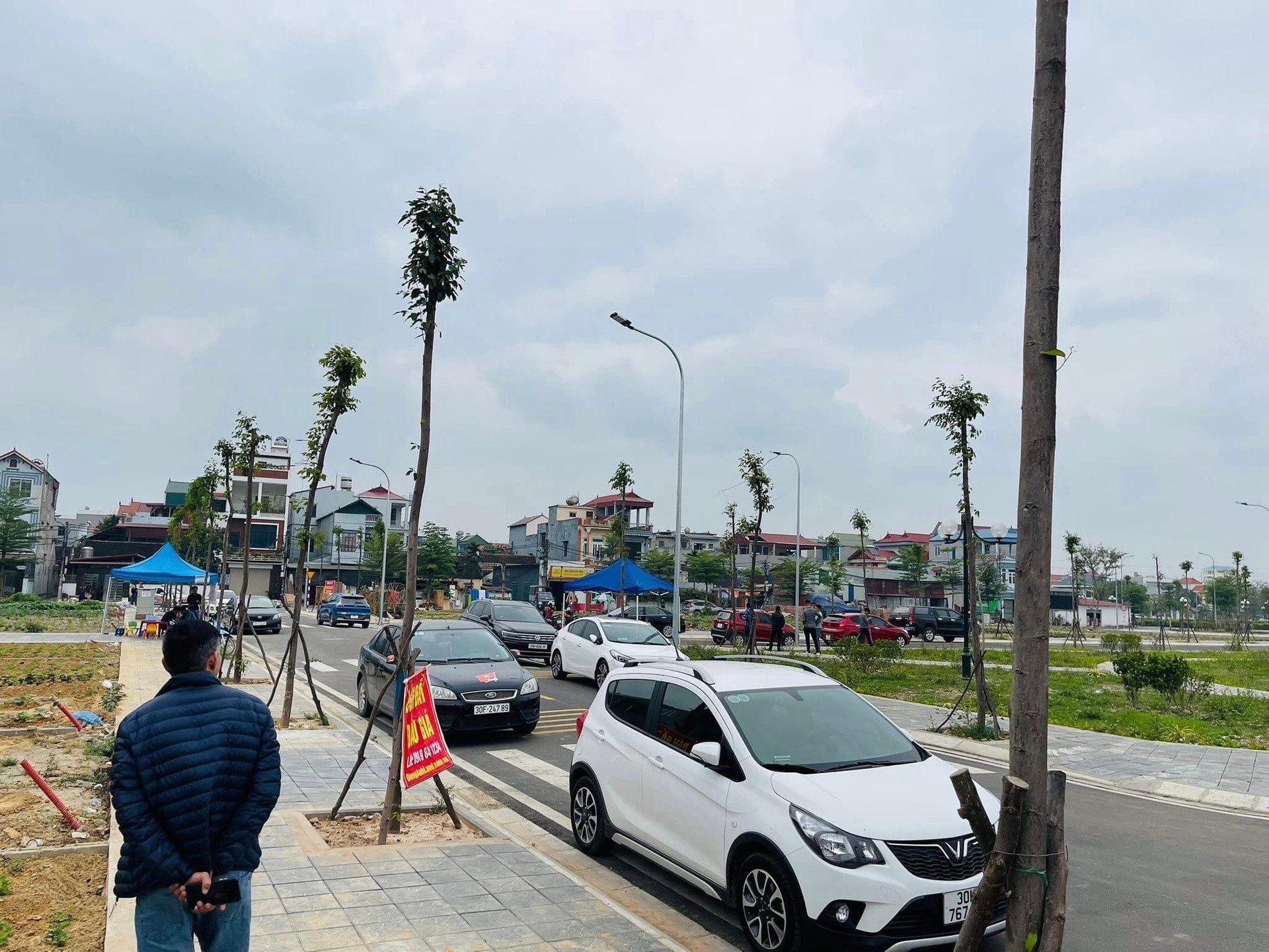 Lãi suất hạ liên tục, bất động sản có sôi động trở lại?