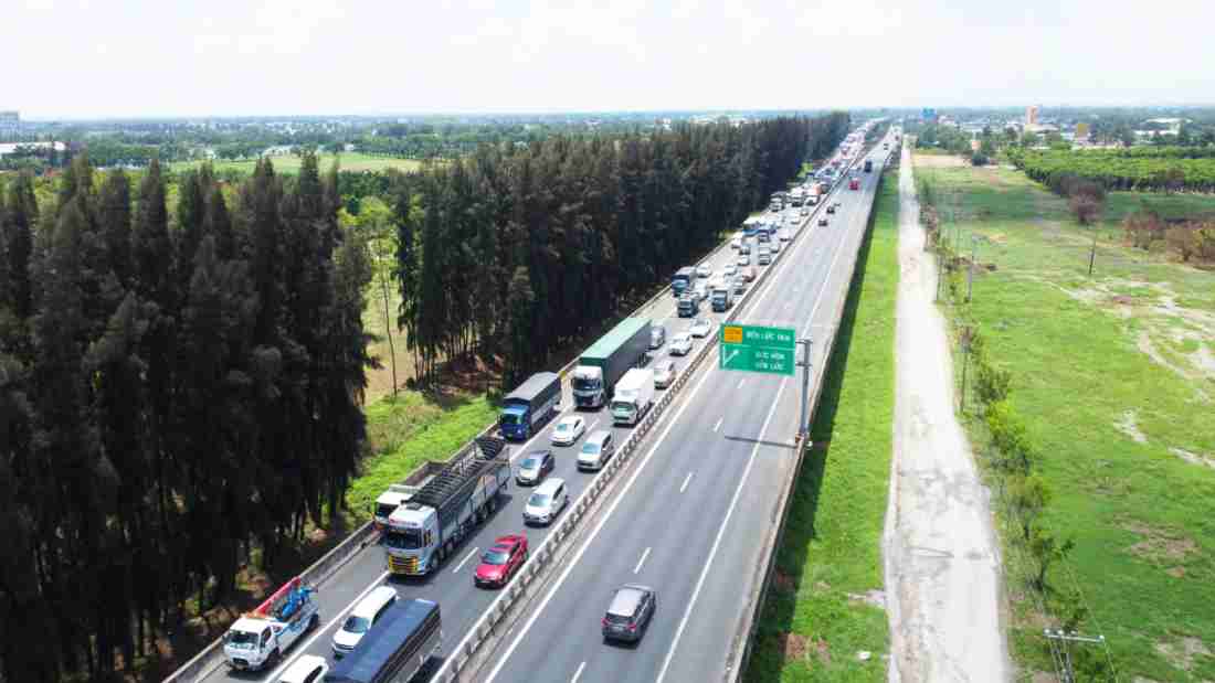 Long An kiến nghị mở rộng đường Vành đai 3 lên 8 làn xe