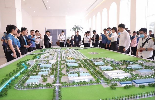 Luật Đất đai thông qua, giá bất động sản sẽ được điều chỉnh về mức hợp lý hơn