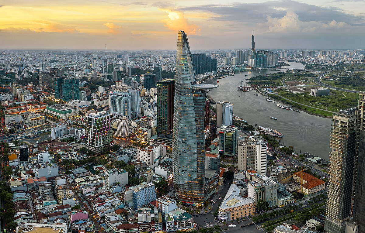 Nguồn cung thấp nhất 10 năm qua, TP.HCM cách xa chỉ tiêu phát triển nhà ở
