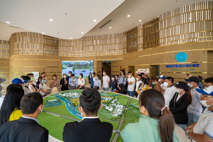 Nhà liền thổ Long An hút khách