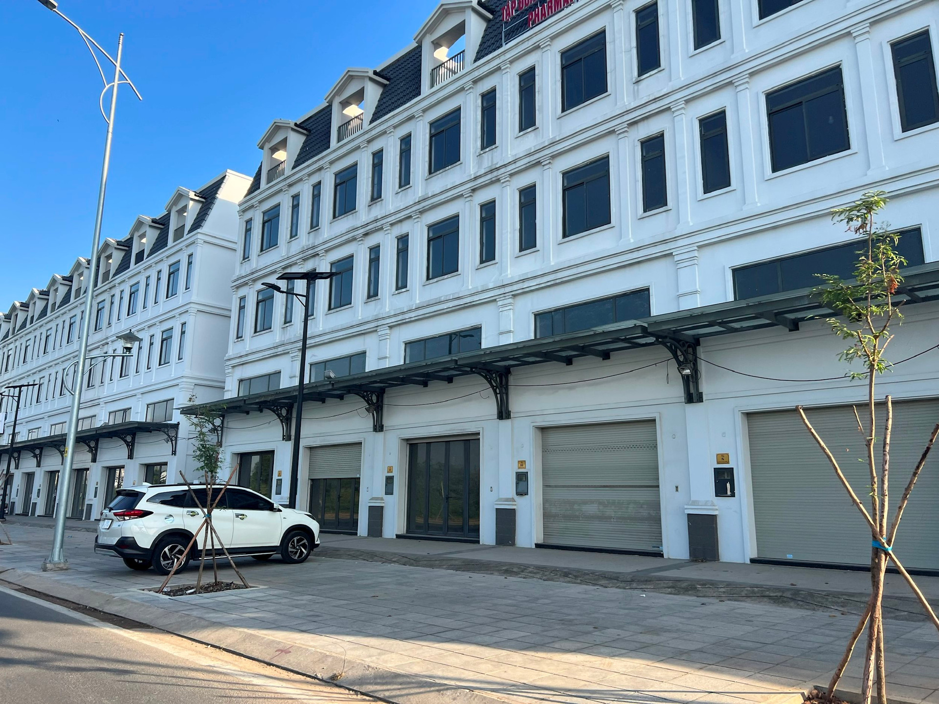 Nhiều doanh nghiệp địa ốc khó gắng gượng thêm được nữa vì tiếp tục phải nặng gánh dòng tiền trong năm 2024