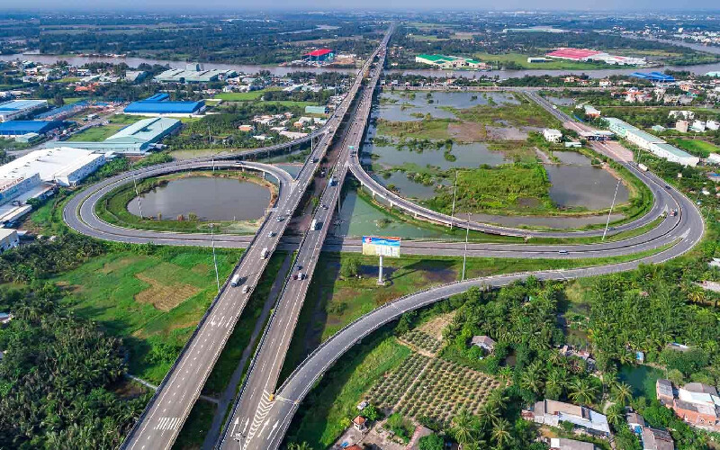 Tạo đà bứt phá xây dựng hạ tầng khu vực phía Nam