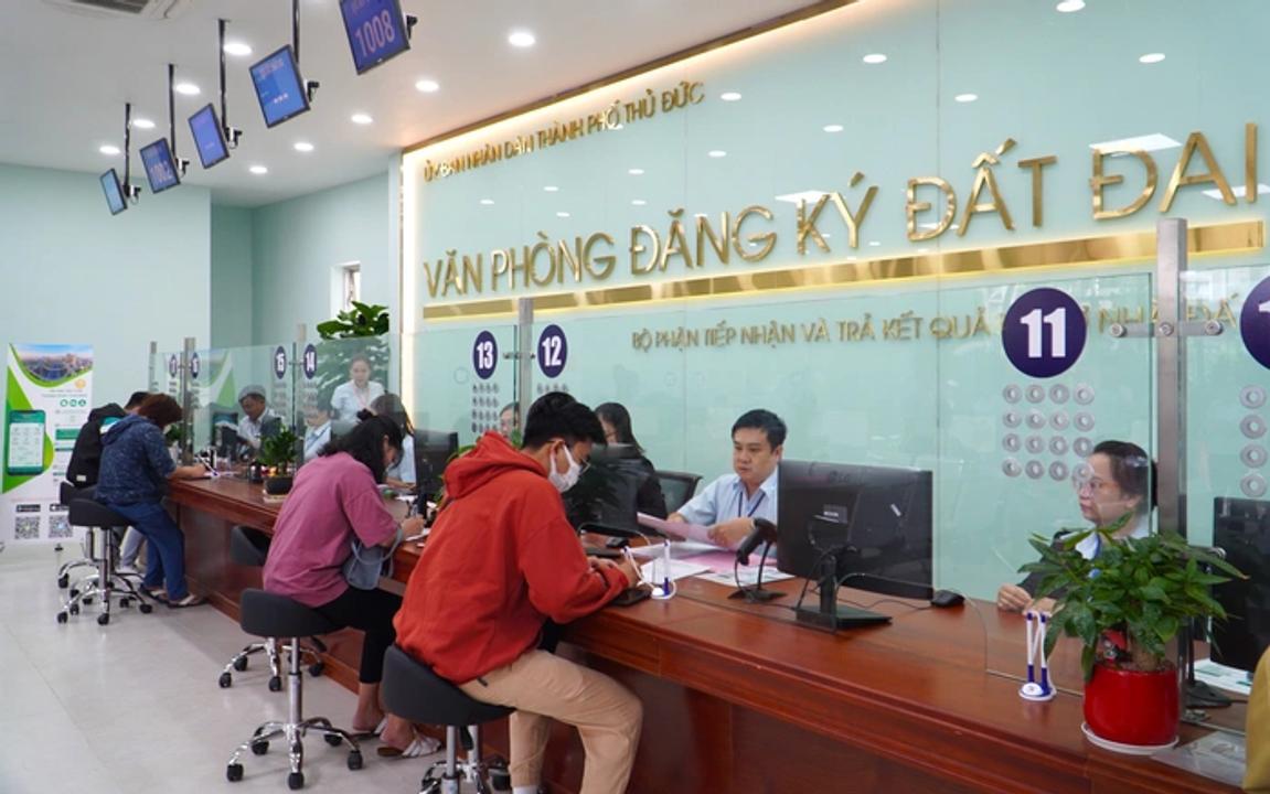 TPHCM thu hơn 760.000 tỷ đồng từ cấp sổ, biến động đất đai