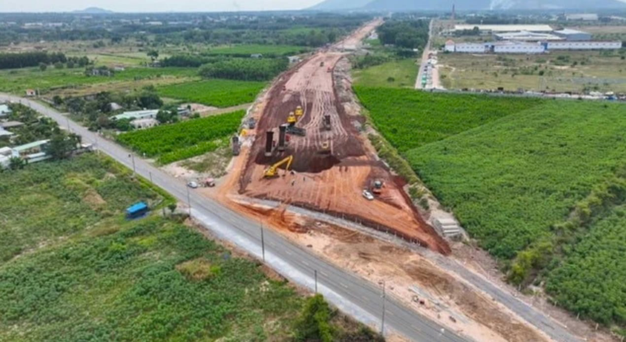 Trước tháng 7 sẽ bàn giao mặt bằng đường nối cao tốc Biên Hoà – Vũng Tàu
