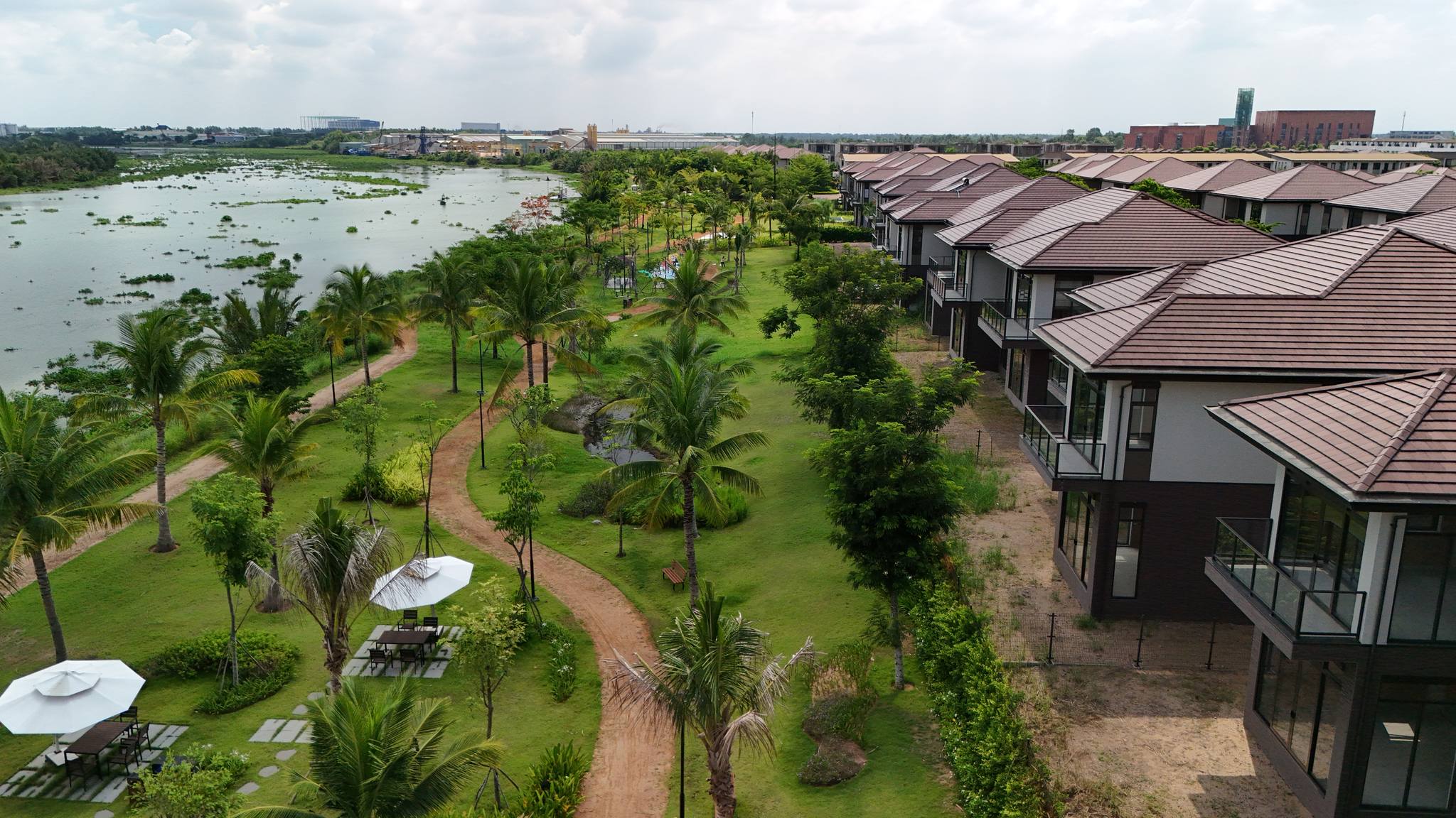 Waterpoint; Dòng dinh thự độc bản trở thành kênh tích sản được săn đón